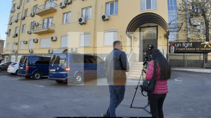 Обшуки у Медведчука