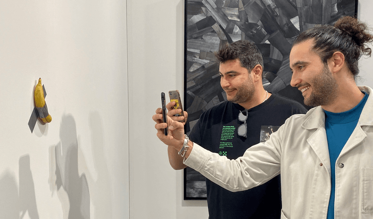 Джастин Сан, миллионер съел банан, банан на стене, банан за 6 миллионов, банан