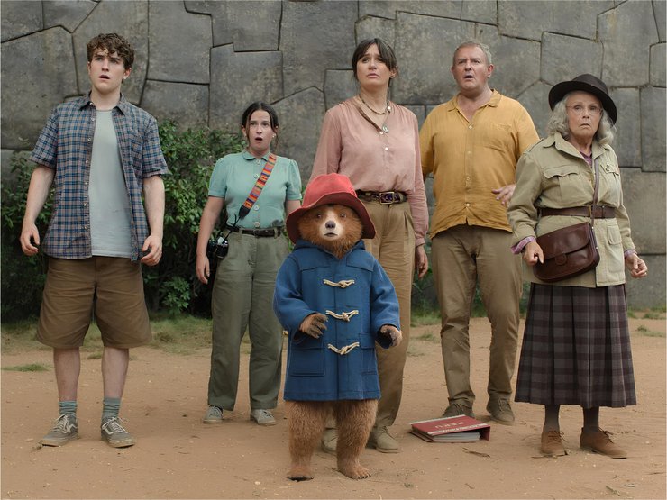 Оливия Колман Приключения Паддингтона в Перу монахиня Паддингтон Антонио Бандерас актерская мечта пение, гитара музыкальный номер