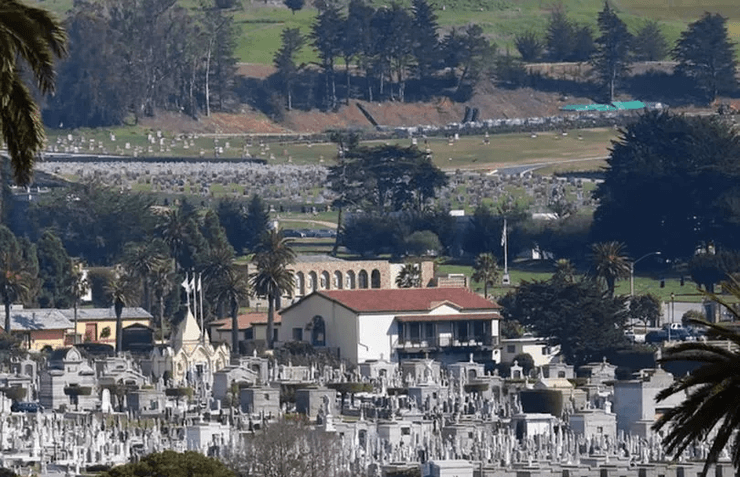 Колма, місто мертвих, некрополь, місто в США, цвинтар, місто зомбі, місце живих мерців, дорога земля