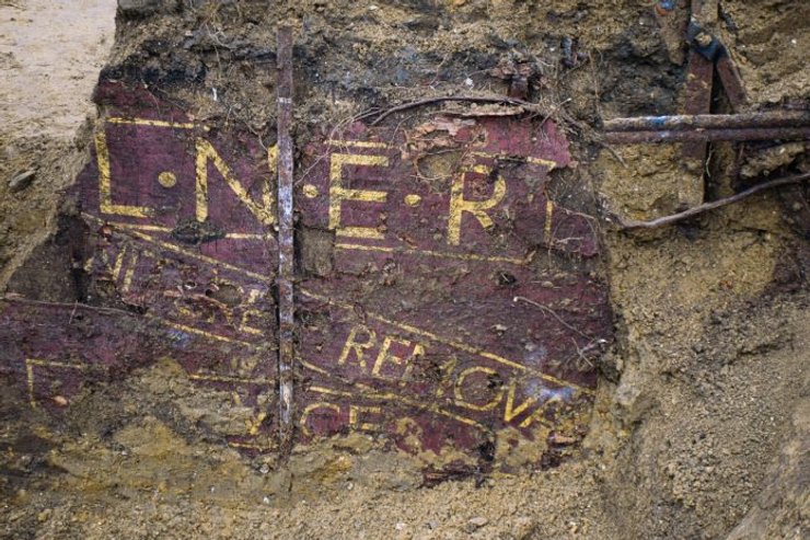 розкопки, археологи, археологія, будівництво, Бельгія, Британія, знахідка, залізниця, дорога, вагон, меблі, худоба, контейнер, фортеця