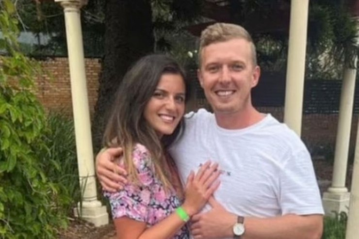 Супружеская пара из Великобритании, супруги, пара, влюбленные, хотят выбросить из страны, депортация, устаревший закон, проблемы со здоровьем