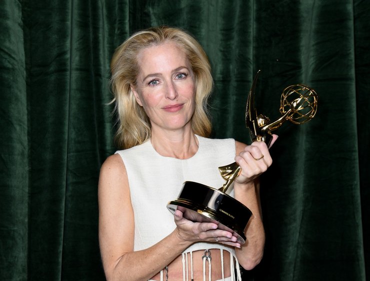 джиллиан андерсон, корона, эмми