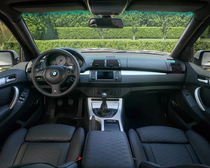 салон BMW X5