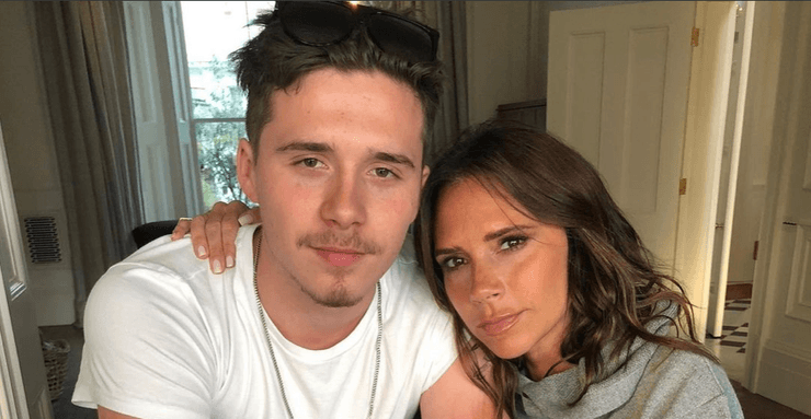 Виктория Бекхэм с сыном Бруклином