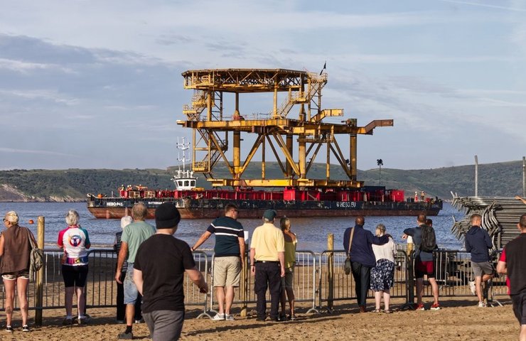 Нефтяная вышка See Monster, арт-объект, арт-инсталляция, промышленная инфраструктура, Англия, Великобритания