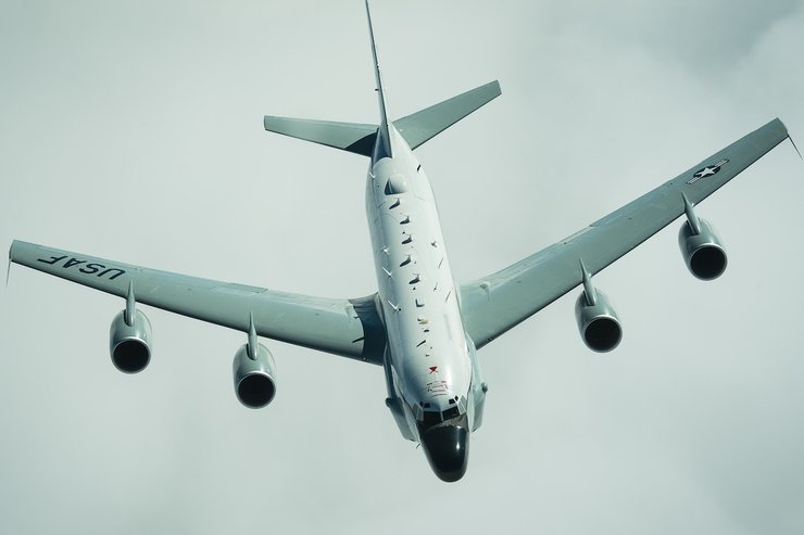 літак радіотехнічної розвідки RC-135