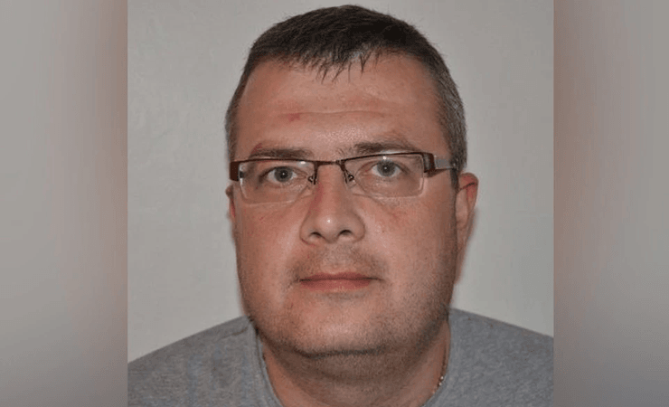 Мужчина, работник, сотрудни IBM, Иэн Клиффорд, 15 лет на больничном,