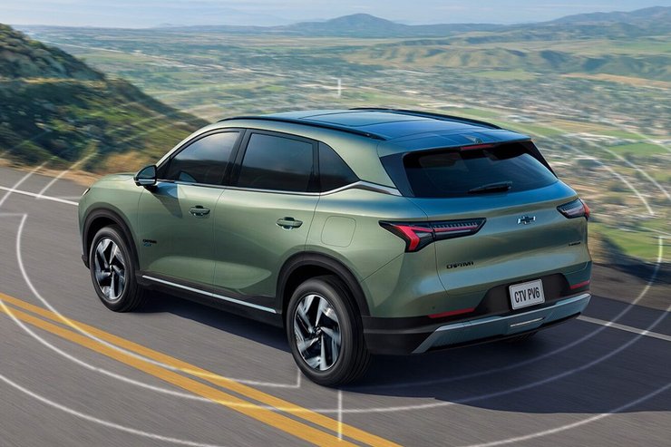 Гібридний кросовер Chevrolet Captiva 2025