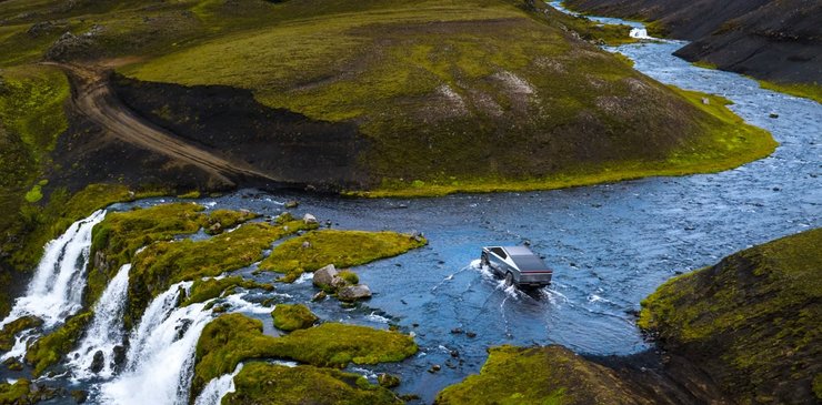 Tesla Cybertruck, Tesla Cybertruck застрял, тесла кибертрак проблемы
