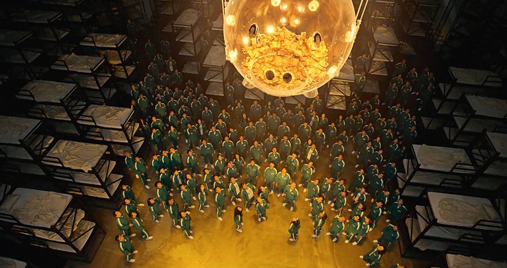 Свинья копилка из сериала игра в кальмара