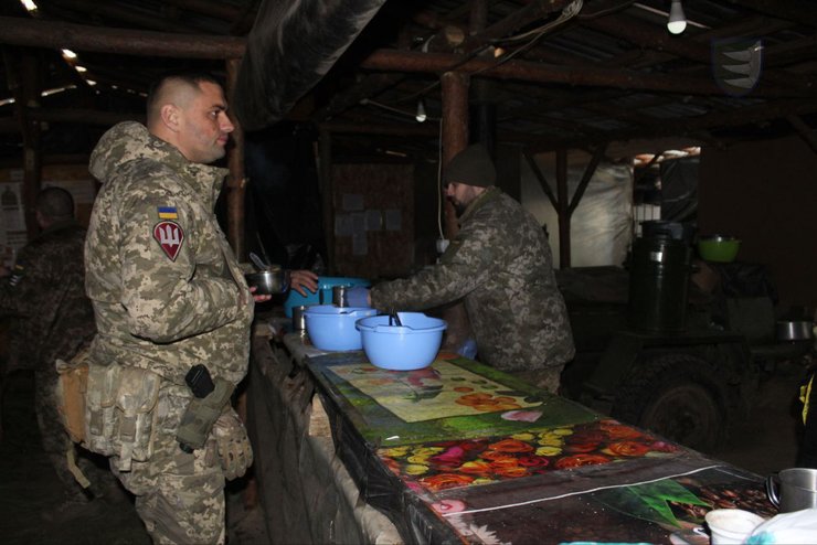 Бійці 156-ї ОМБр