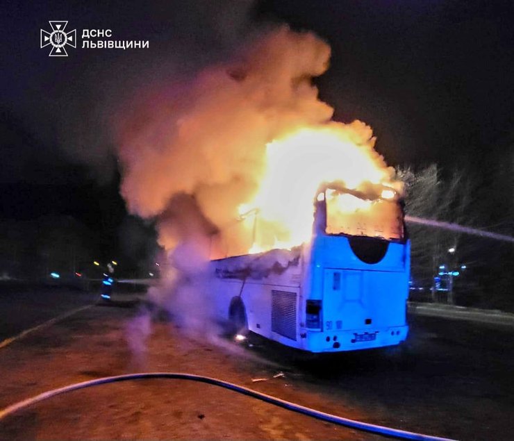 У Львові вибухнув автобус