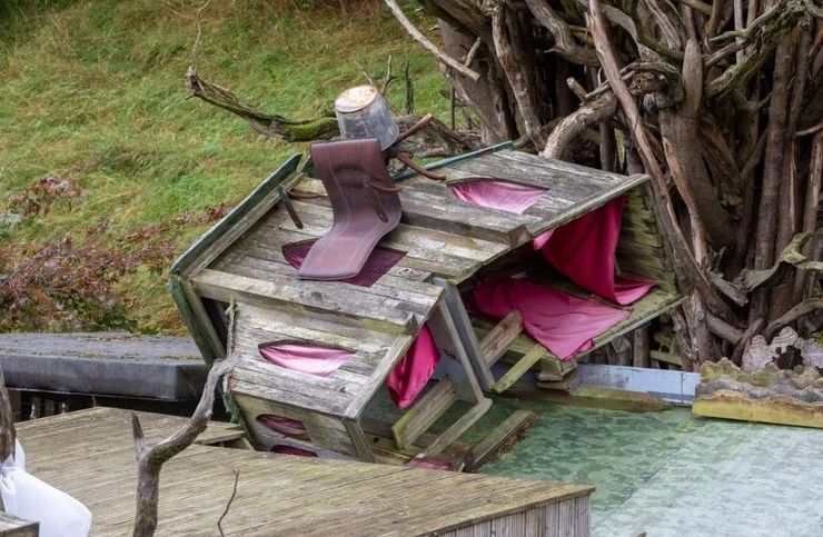 Джон Кірбі з Великої Британії, продаж нерухомості, житло, скульптура, інсталяція, сучасне мистецтво, курйози