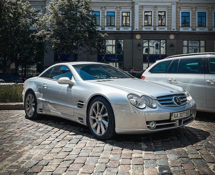 Mercedes-Benz SL R230