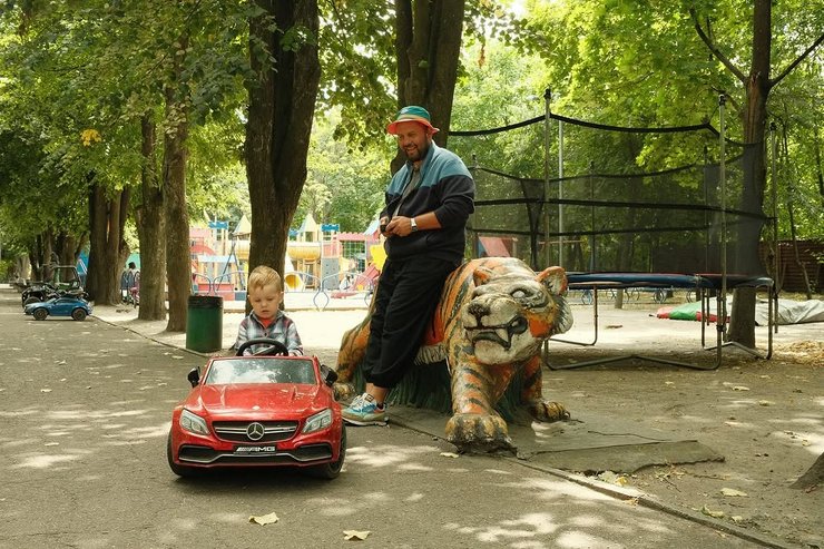 Евгений Бушмакин, погибший на фронте, его жена и сын