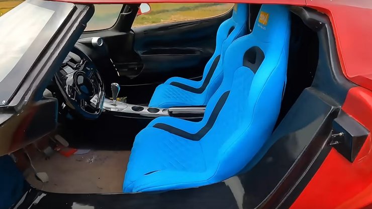 салон Koenigsegg Jesko, суперкар Koenigsegg, клон Koenigsegg