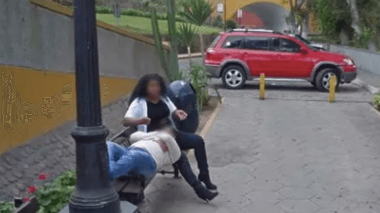 Жительница Лимы с любовником