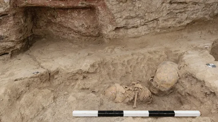 археологи раскопали древнее захоронение в Турции