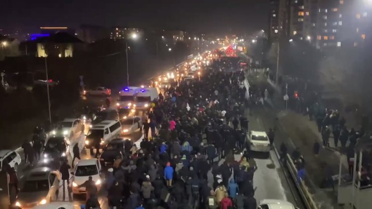 Казахстан, протести, мітинг, демонстранти, майдан, силовики, розгін