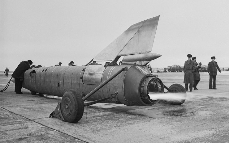 ХАДИ-9, болид ХАДИ, реактивный болид, реактивное авто, украинский болид, гоночное авто