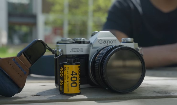 Камера Canon AE-1 Плівкова камера Canon AE-1