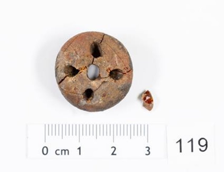 Археологи нашли древнее поселение