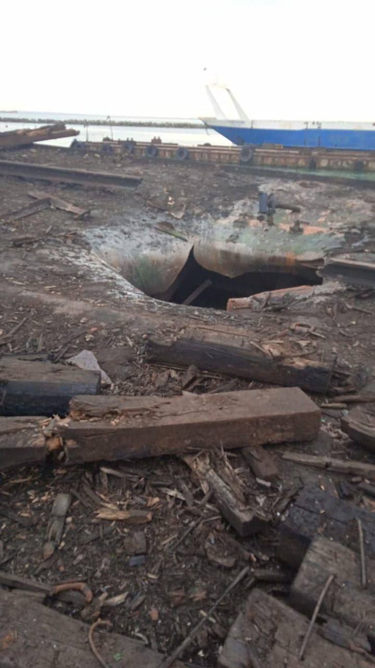 Вибух в Криму 30 травня, пороми, Авангард, Конро Трейдер, ATACMS