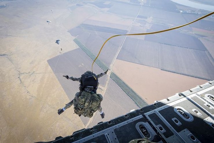 великобритания. украина, учения