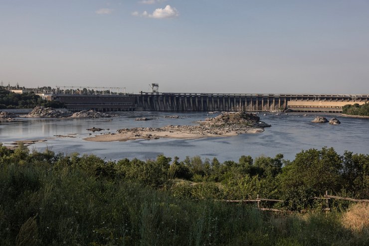 Вид з острова Хортиця на Каховське водосховище