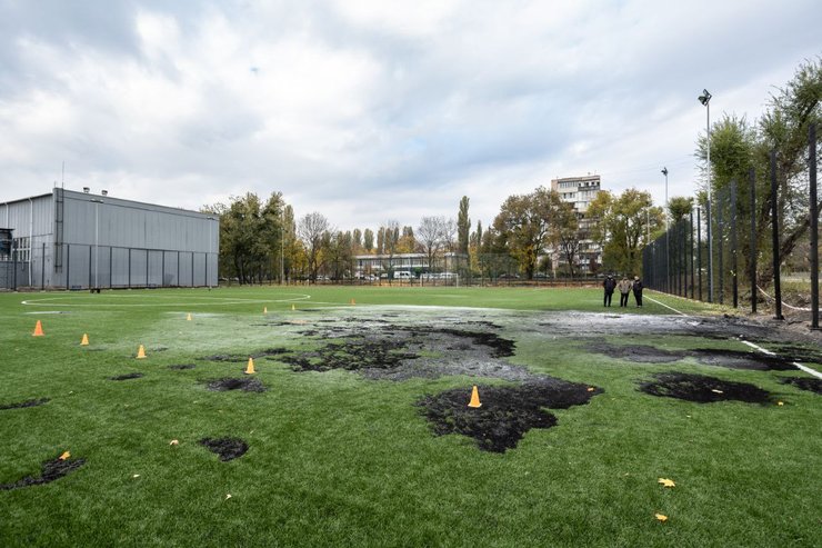 Шахед упав на полі академії Металіст 1925 у Києві