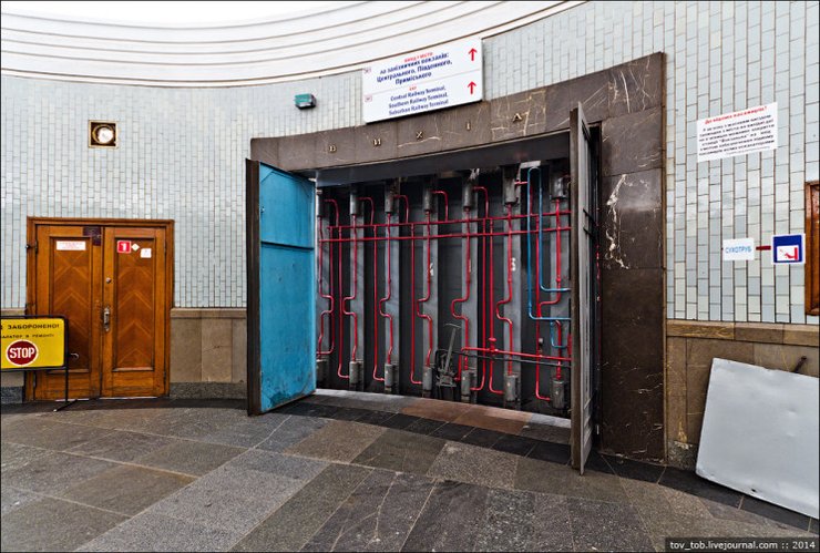 гермозатвор в киевском метро