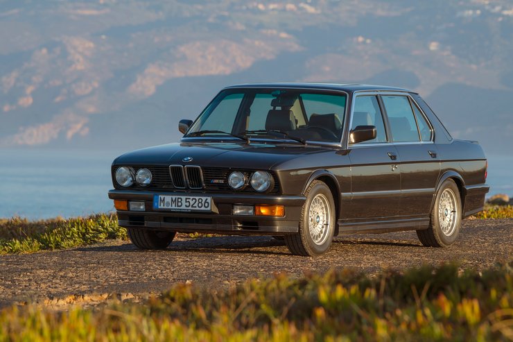 BMW M5 E28, Старинные авто, ретро авто, коллекционные авто, цены на ретроавто, цены на ретроавто