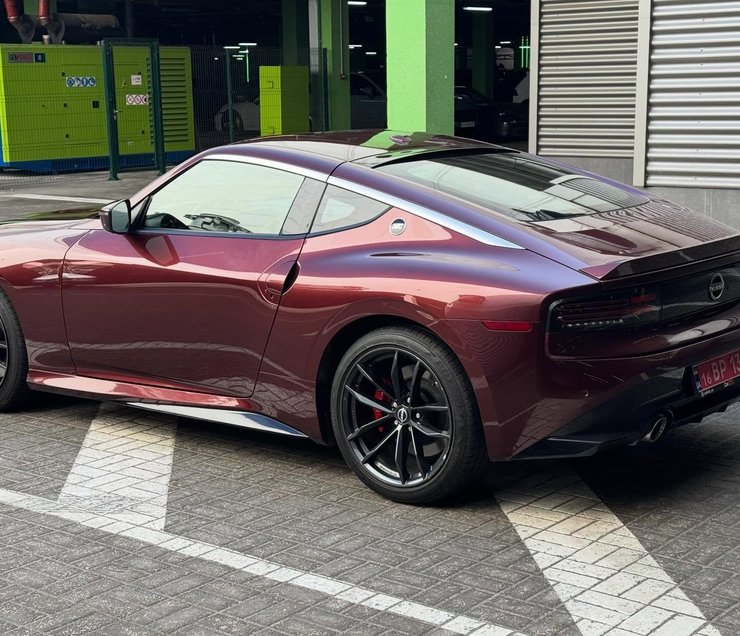 Nissan Z