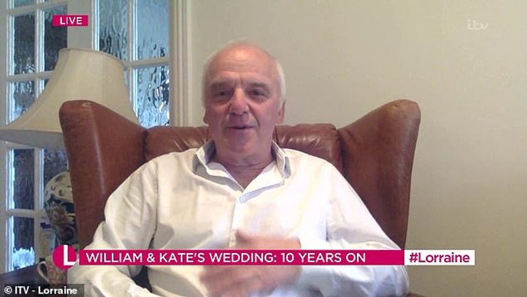 Джон Хейлі, паб