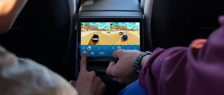 тесла задній екран, Tesla Model Y Juniper, Tesla Model Y, Tesla Model Y 2025, нова Tesla Model Y, електромобіль Tesla, кросовер Tesla