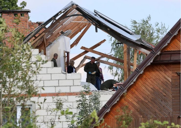 дом в Вырыках