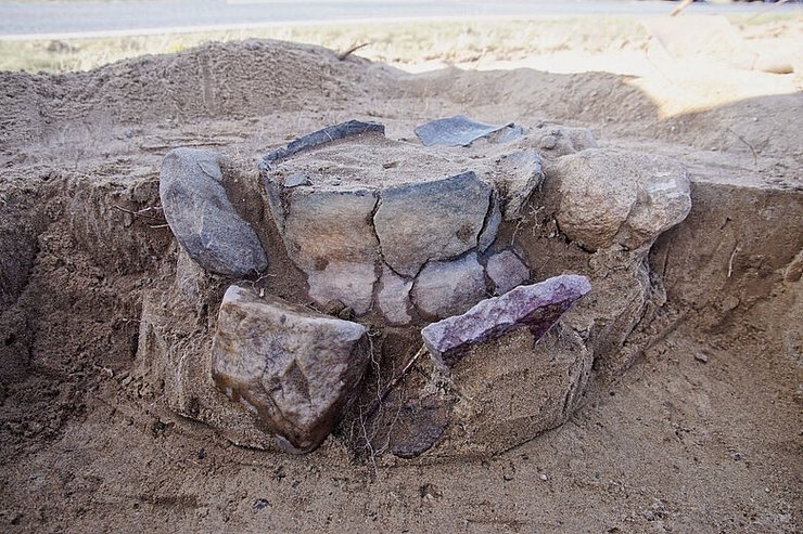 захоронение урна раскопки артефакт камни