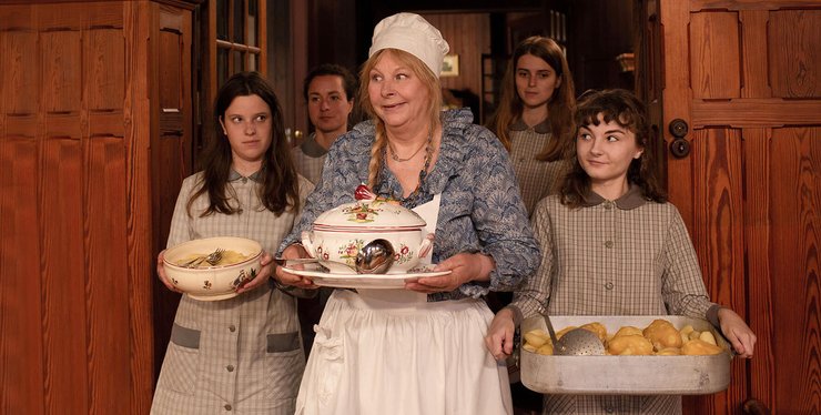 паризька весна, французьке кіно, Школа хороших дружин