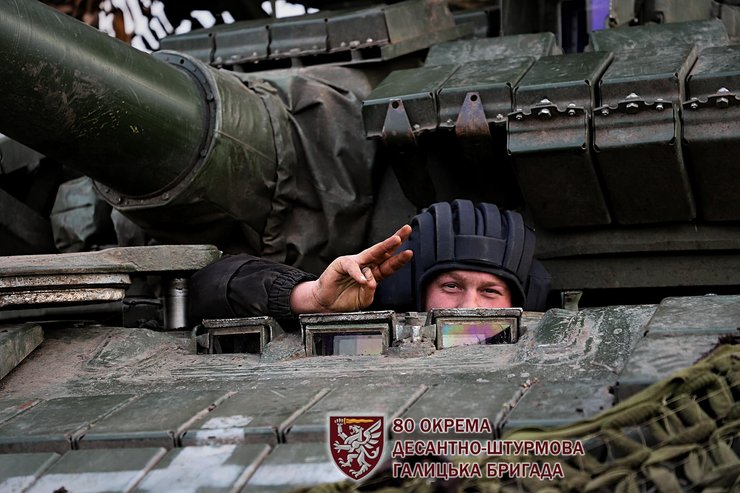 экипаж танка всу