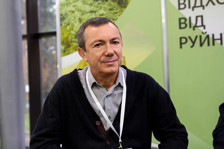 Николай Савчук, УВЭА