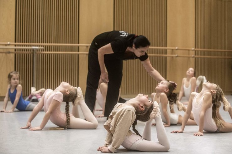 Чехия, украинцы в Чехии, беженцы из Украины в Чехии, помощь беженцам из Украины, работа в Чехии, трудоустройство в Чехии, разрешение на пребывание для украинцев, социал для украинцев