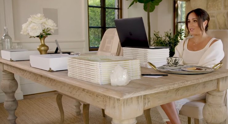 меган маркл, кабинет, магический кристалл