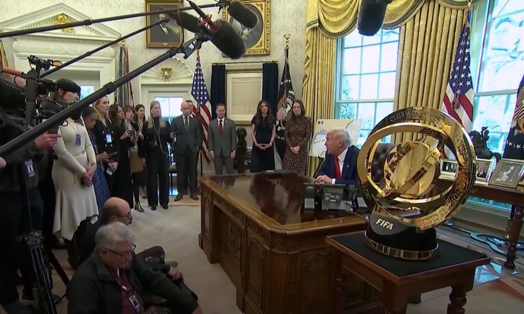 Дональд Трамп, Дональд Трамп, Трамп тарифы, Трамп пошлины, экономика при Трампе, Трамп торговая война