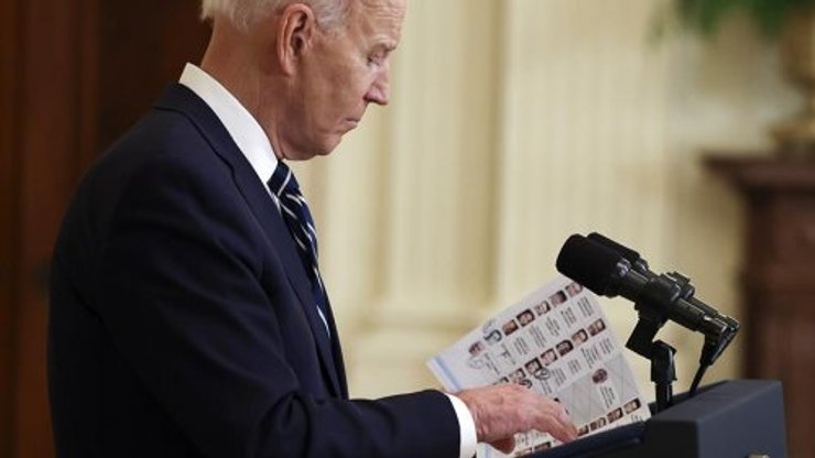 Джо Байден, Пресс-конференция, Журналисты, Шпаргалка, Фотографии