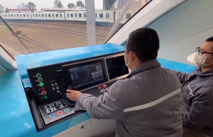 поїзд воднем, зелена енергетика, водневе паливо, водневий транспорт, транспорт воднем