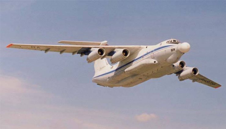 літак А-60 ЗС РФ у польоті