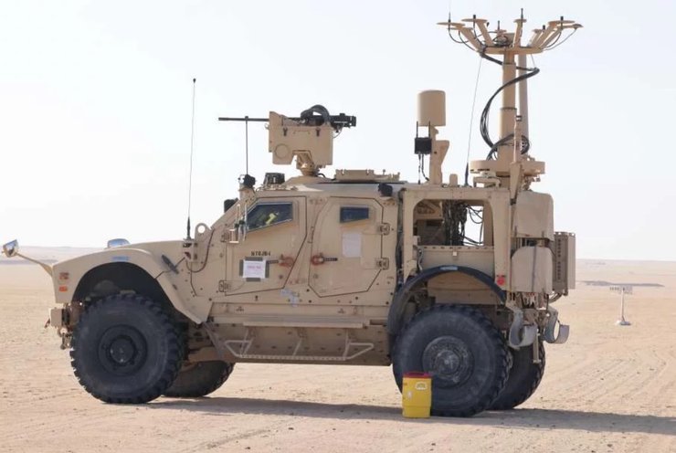 машина против дронов