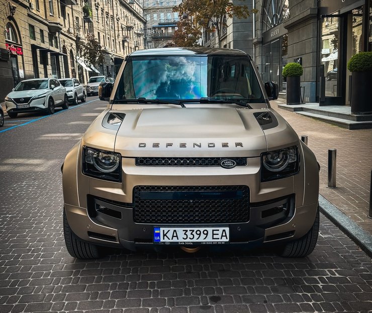 новий Land Rover Defender OCTA, новий Land Rover Defender