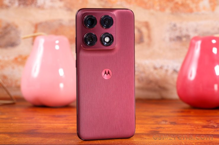 Смартфон Motorola Edge 70 Pro
